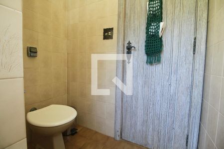 Casa de condomínio para alugar com 750m², 4 quartos e 5 vagas Casa de condomínio para alugar com 750m², 4 quartos e 5 vagasBanheiro Suíte 3