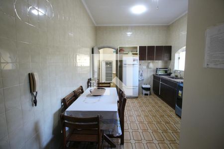 Casa de condomínio para alugar com 750m², 4 quartos e 5 vagas Casa de condomínio para alugar com 750m², 4 quartos e 5 vagasCozinha