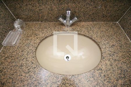 Casa de condomínio para alugar com 750m², 4 quartos e 5 vagas Casa de condomínio para alugar com 750m², 4 quartos e 5 vagasBanheiro Suíte 3