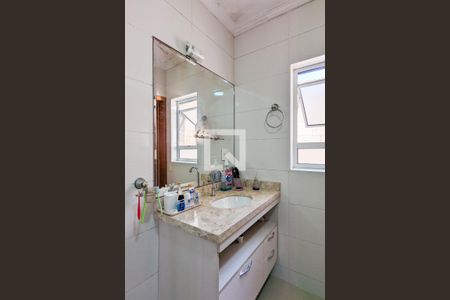 Casa à venda com 189m², 3 quartos e 3 vagasBanheiro