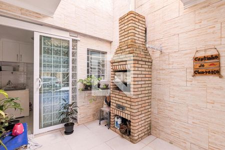 Casa à venda com 189m², 3 quartos e 3 vagasChurrasqueira e garagem