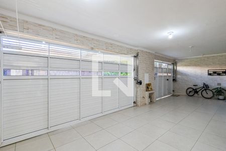 Casa à venda com 189m², 3 quartos e 3 vagasChurrasqueira e garagem