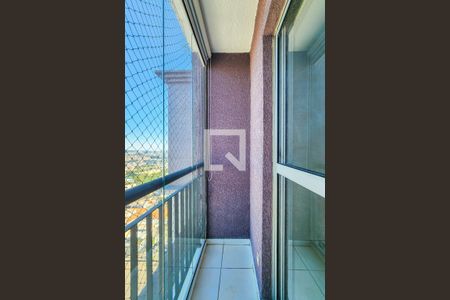 Apartamento para alugar com 60m², 3 quartos e 1 vaga Apartamento para alugar com 60m², 3 quartos e 1 vagaVaranda