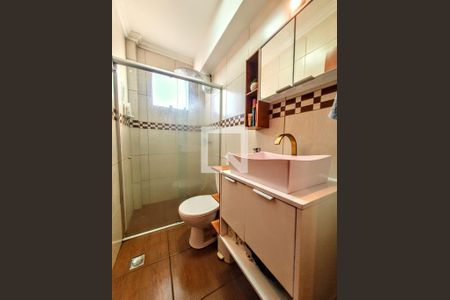 Banheiro de apartamento à venda com 2 quartos, 120m² em Fernão Dias , Belo Horizonte