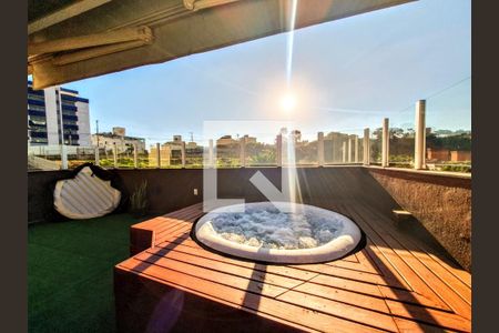 Apartamento à venda com 120m², 3 quartos e 2 vagas Apartamento à venda com 120m², 3 quartos e 2 vagasÁrea externa