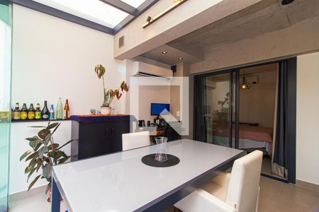 Apartamento à venda com 60m², 1 quarto e 1 vagaVaranda