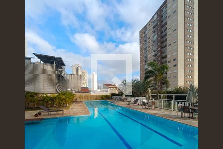 Apartamento à venda com 148m², 3 quartos e 1 vaga Apartamento à venda com 148m², 3 quartos e 1 vagaÁrea comum - Piscina