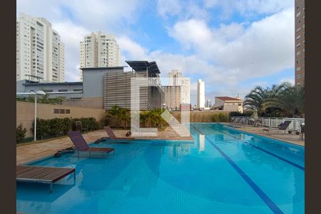 Apartamento à venda com 148m², 3 quartos e 1 vaga Apartamento à venda com 148m², 3 quartos e 1 vagaÁrea comum - Piscina