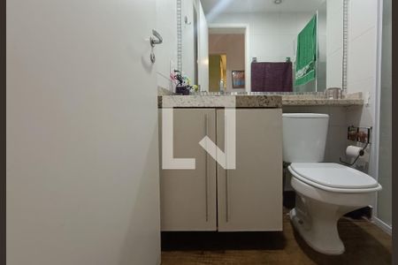 Apartamento à venda com 148m², 3 quartos e 1 vaga Apartamento à venda com 148m², 3 quartos e 1 vagaBanheiro Social