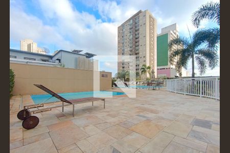 Apartamento à venda com 148m², 3 quartos e 1 vaga Apartamento à venda com 148m², 3 quartos e 1 vagaÁrea comum - Piscina