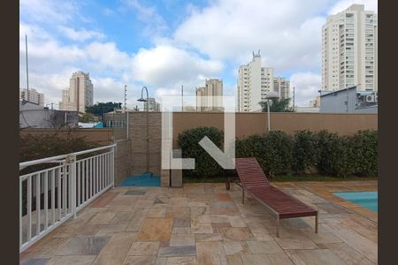 Apartamento à venda com 148m², 3 quartos e 1 vaga Apartamento à venda com 148m², 3 quartos e 1 vagaÁrea comum - Piscina