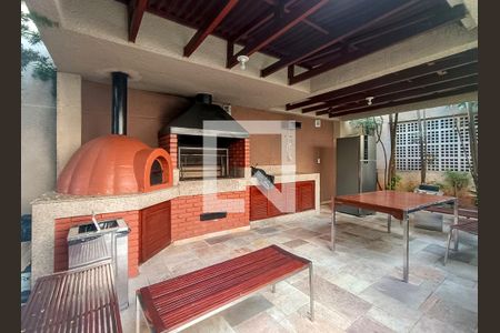 Apartamento à venda com 148m², 3 quartos e 1 vaga Apartamento à venda com 148m², 3 quartos e 1 vagaÁrea comum - Churrasqueira 2