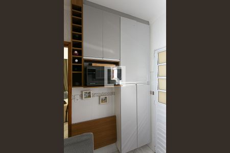 Cozinha de casa de condomínio para alugar com 2 quartos, 62m² em Vila Esperança, São Paulo