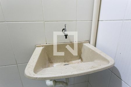 Casa de condomínio para alugar com 62m², 2 quartos e 1 vaga Casa de condomínio para alugar com 62m², 2 quartos e 1 vagaÁrea de Serviço