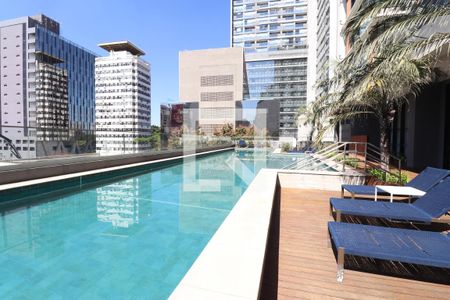 Apartamento à venda com 72m², 1 quarto e 1 vagaÁrea comum - Piscina