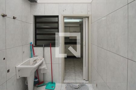 Casa de condomínio à venda com 130m², 3 quartos e 2 vagas Casa de condomínio à venda com 130m², 3 quartos e 2 vagasÁrea de Serviço