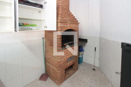 Casa de condomínio à venda com 130m², 3 quartos e 2 vagas Casa de condomínio à venda com 130m², 3 quartos e 2 vagasÁrea comum - Churrasqueira