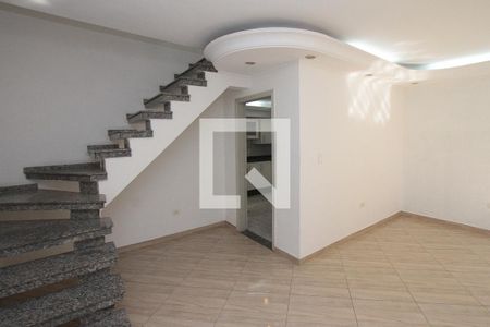 Sala de casa de condomínio à venda com 3 quartos, 130m² em Vila Ivone, São Paulo