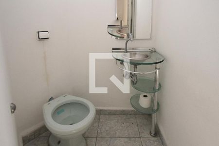 Lavabo de casa de condomínio à venda com 3 quartos, 130m² em Vila Ivone, São Paulo