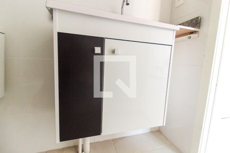 Apartamento à venda com 35m², 2 quartos e sem vaga Apartamento à venda com 35m², 2 quartos e sem vagaBanheiro