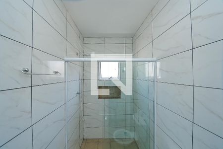 Banheiro de casa para alugar com 2 quartos, 90m² em Jardim das Rosas (zona Leste), São Paulo