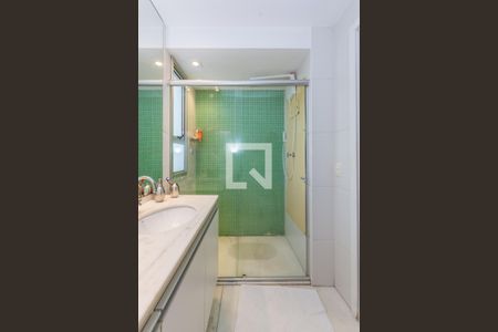 Apartamento à venda com 142m², 4 quartos e 3 vagasBanheiro