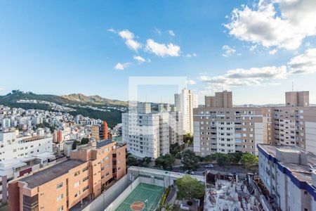 Apartamento à venda com 142m², 4 quartos e 3 vagasVista Cozinha 