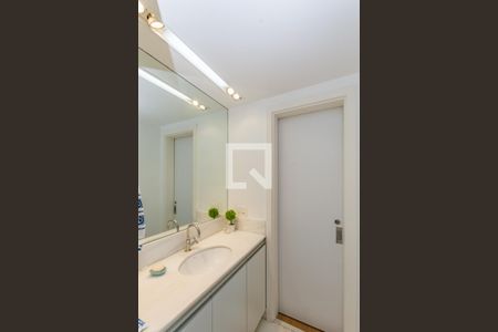 Apartamento à venda com 142m², 4 quartos e 3 vagasBanheiro