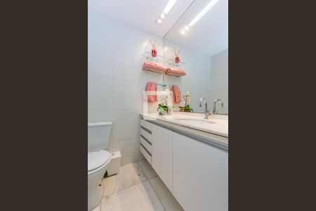 Apartamento à venda com 142m², 4 quartos e 3 vagasBanheiro