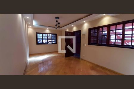Casa para alugar com 3 quartos, 130m² em Vila Yara, Osasco