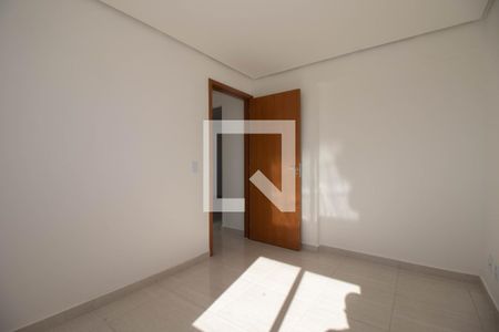 Quarto 2 de apartamento para alugar com 2 quartos, 52m² em Conjunto 4, Brasília