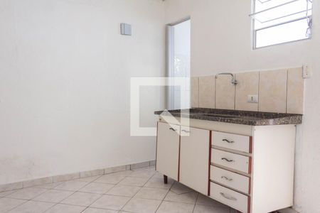 Cozinha de casa para alugar com 1 quarto, 40m² em Vila Ramos, São Paulo