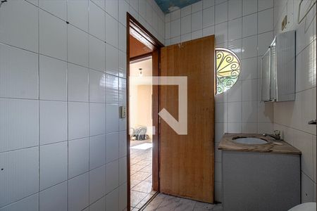 Casa à venda com 100m², 4 quartos e 1 vagabanheiro social2_4