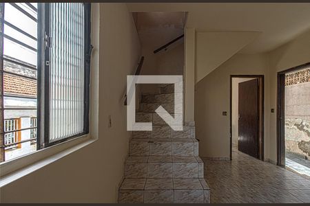 Casa à venda com 100m², 4 quartos e 1 vagaacesso aos pisos_1