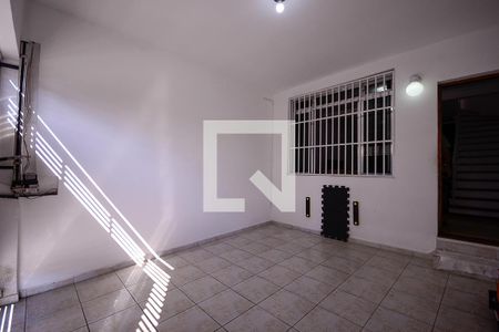 Casa à venda com 101m², 2 quartos e 1 vagaGaragem 