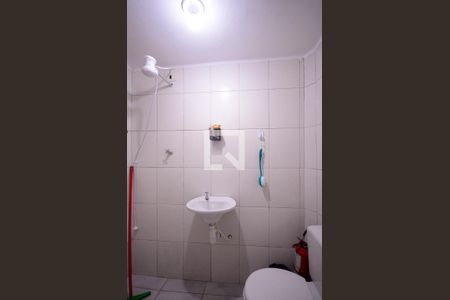 Casa à venda com 101m², 2 quartos e 1 vagaÁrea de Serviço - Banheiro 