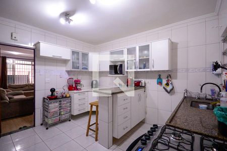 Casa à venda com 101m², 2 quartos e 1 vagaCozinha 