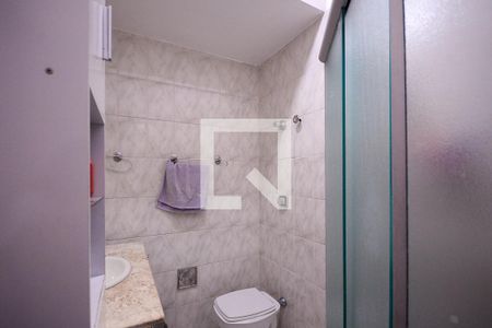 Casa à venda com 101m², 2 quartos e 1 vagaBanheiro 