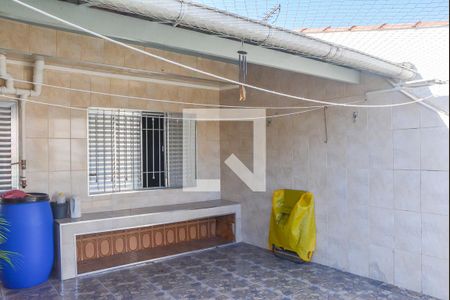 Casa à venda com 200m², 2 quartos e 2 vagasQuintal