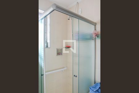 Casa à venda com 200m², 2 quartos e 2 vagasBanheiro