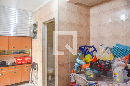 Casa à venda com 200m², 2 quartos e 2 vagasÁrea de Serviço