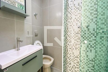 Banheiro da Suíte de apartamento para alugar com 3 quartos, 80m² em Copacabana, Rio de Janeiro