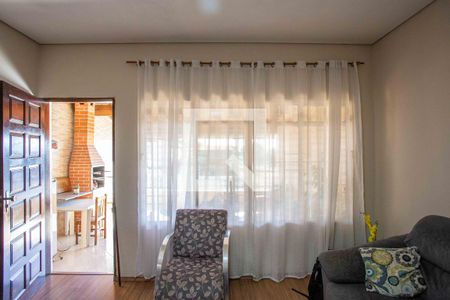 Sala de TV de casa à venda com 2 quartos, 185m² em Centro, Diadema