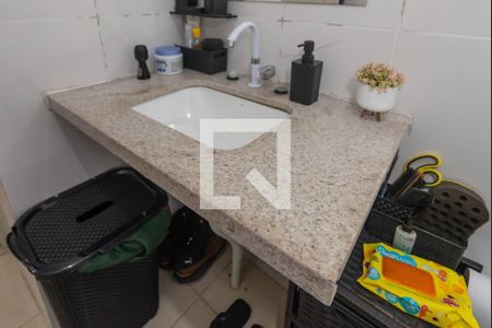 Casa à venda com 168m², 3 quartos e 2 vagasBanheiro da Suíte