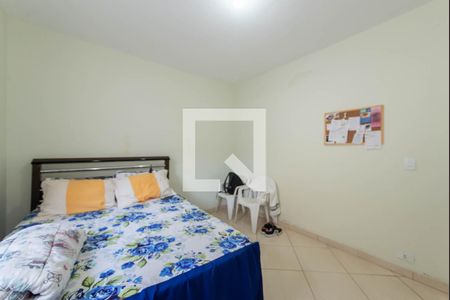 Casa à venda com 168m², 3 quartos e 2 vagasQuarto 1