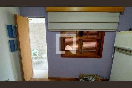 Casa à venda com 3 quartos, 205m² em Butantã, São Paulo