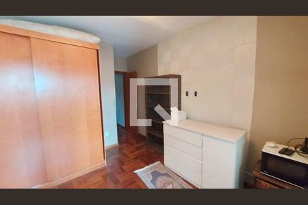 Casa à venda com 3 quartos, 205m² em Butantã, São Paulo