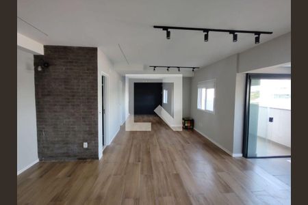Casa à venda com 2 quartos, 77m² em Butantã, São Paulo