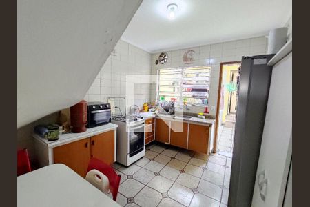 Casa à venda com 2 quartos, 90m² em Jardim Rizzo, São Paulo