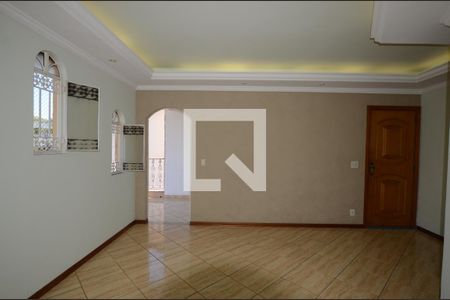 Apartamento para alugar com 140m², 3 quartos e 1 vagaSala